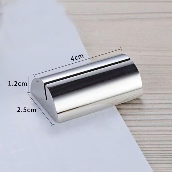 Ghim Bảng Tên 4cm x 2.5cm