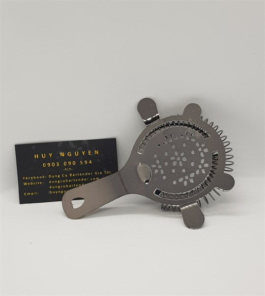 Yiyi Heart Handle Strainer Black