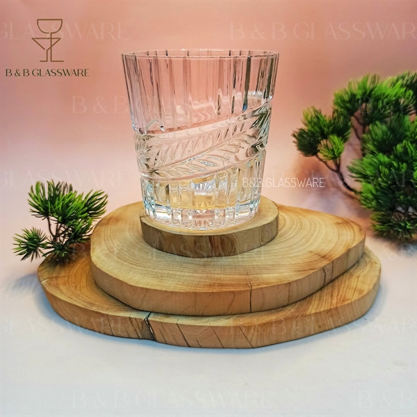 Ly Tumbler Rock Hoa Văn Chiếc Lá K168A