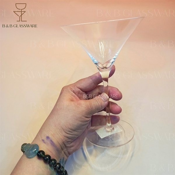 Ly Martini Dáng Xoè - ảnh 2