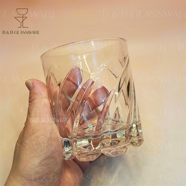 Ly Rock Whisky Xoay - ảnh 2