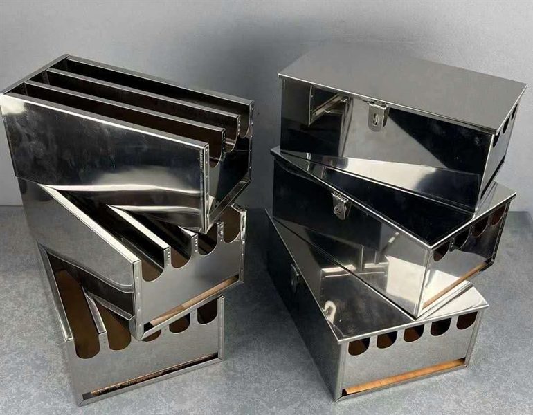 Hộp Gác Dao Có Nắp ( Kệ Đựng Dao, Chất Liệu: Inox 304, Có Nắp, 5 Ngăn, Sử Dụng Trong Nhà Bếp, Kích Thước: 27*20*14.5cm )