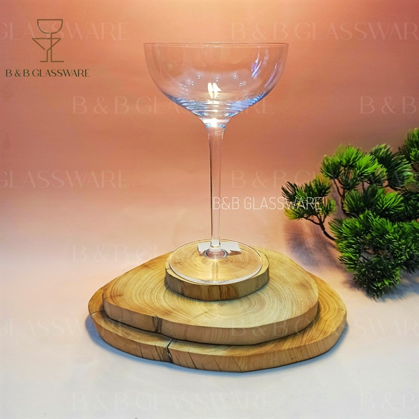 Ly Cross Cut Martini 180ml