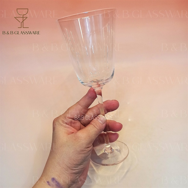 Ly Tall Foot Cocktail 180ml 2