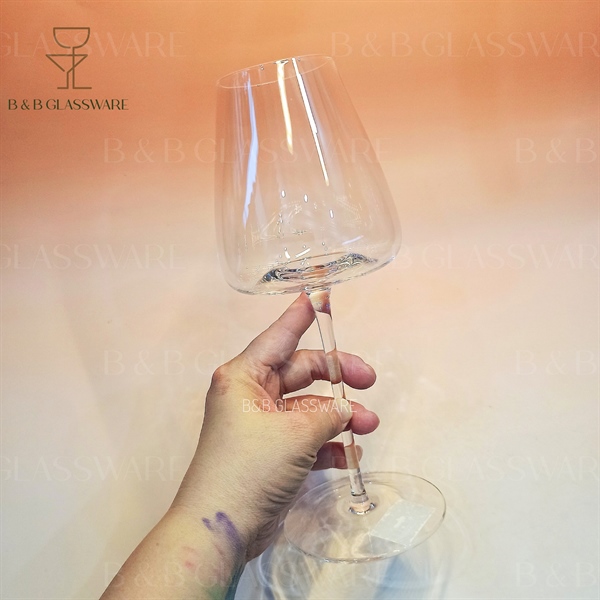 Ly Redwine Đế Bằng - ảnh 2