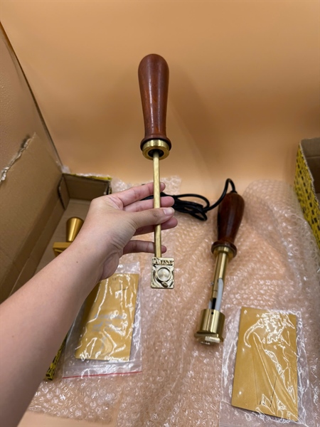 Con Dấu Nhiệt Không Dùng Điện - ảnh 2